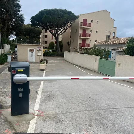 Joli Duplex T3 Vue Le Brusc Parking Gratuit *